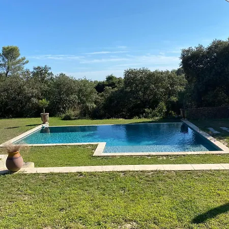 Mazet Feriehus Nîmes