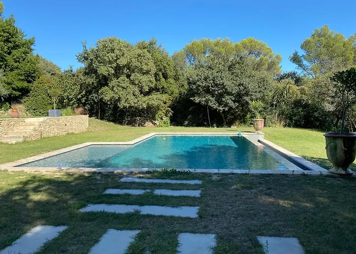 Mazet Hébergement de vacances Nîmes