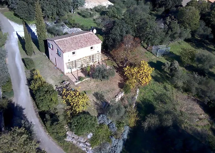 Mazet Hébergement de vacances Nîmes